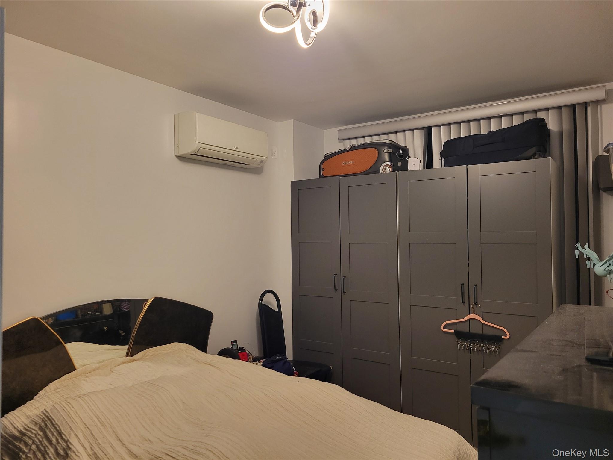 #7 photo, 70-65 Queens Blvd, クイーンズ区 Woodside , NY 11377