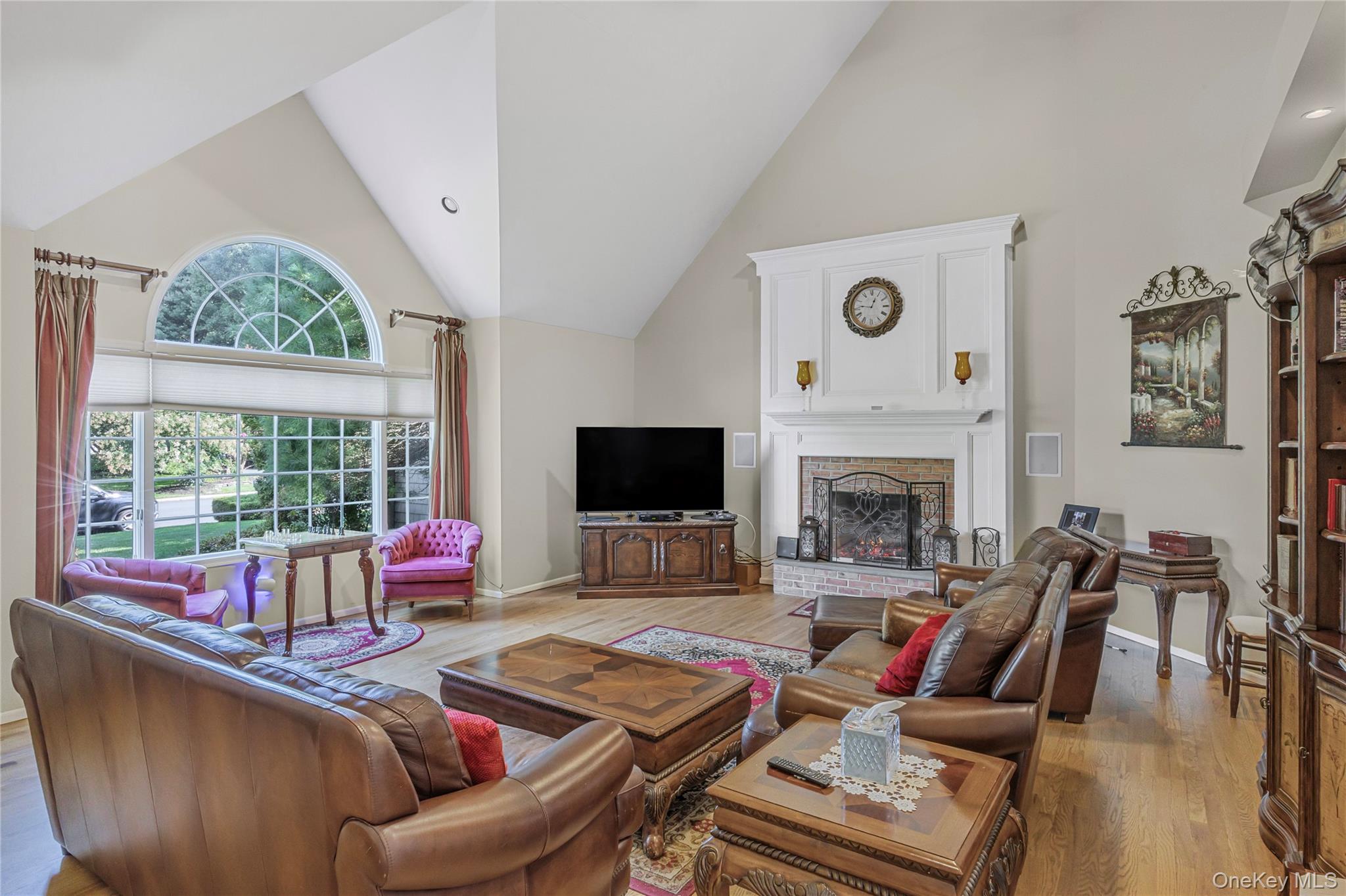 #13 photo, 8 Brian Lane, Mount Sinai , NY 11766