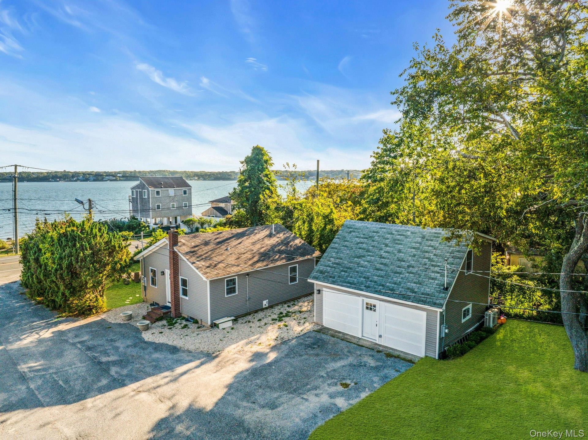 #16 photo, 291 E Montauk Highway, サフォーク郡 Hampton Bays , NY 11946