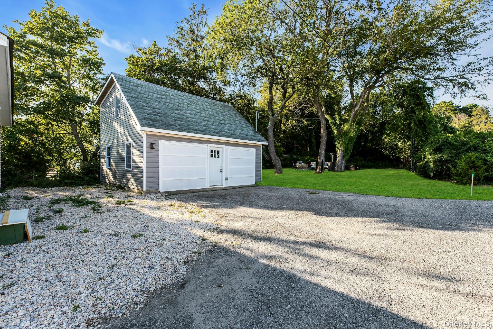 #17 photo, 291 E Montauk Highway, サフォーク郡 Hampton Bays , NY 11946