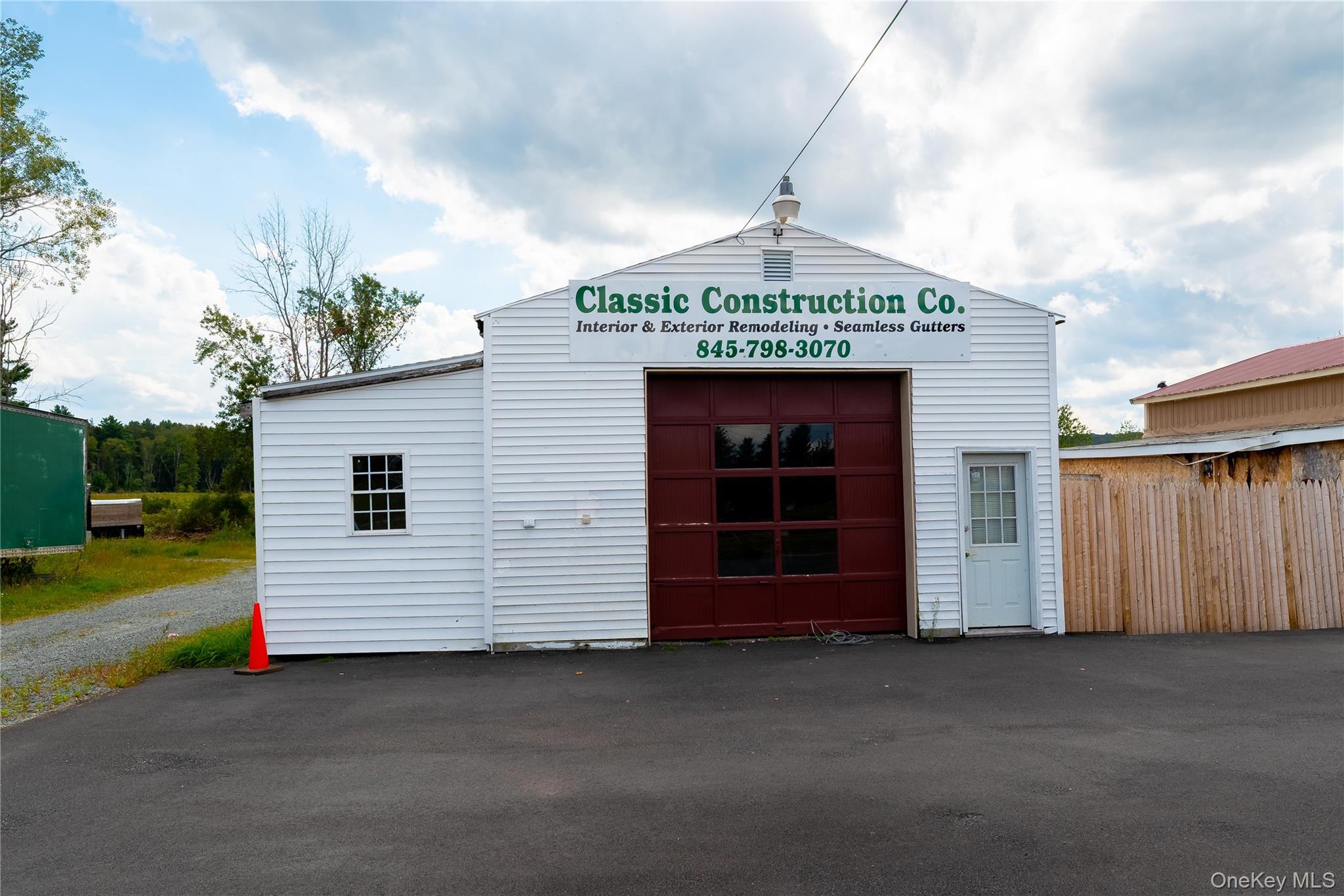 #1 photo, 193 E Broadway, Monticello , NY 12701