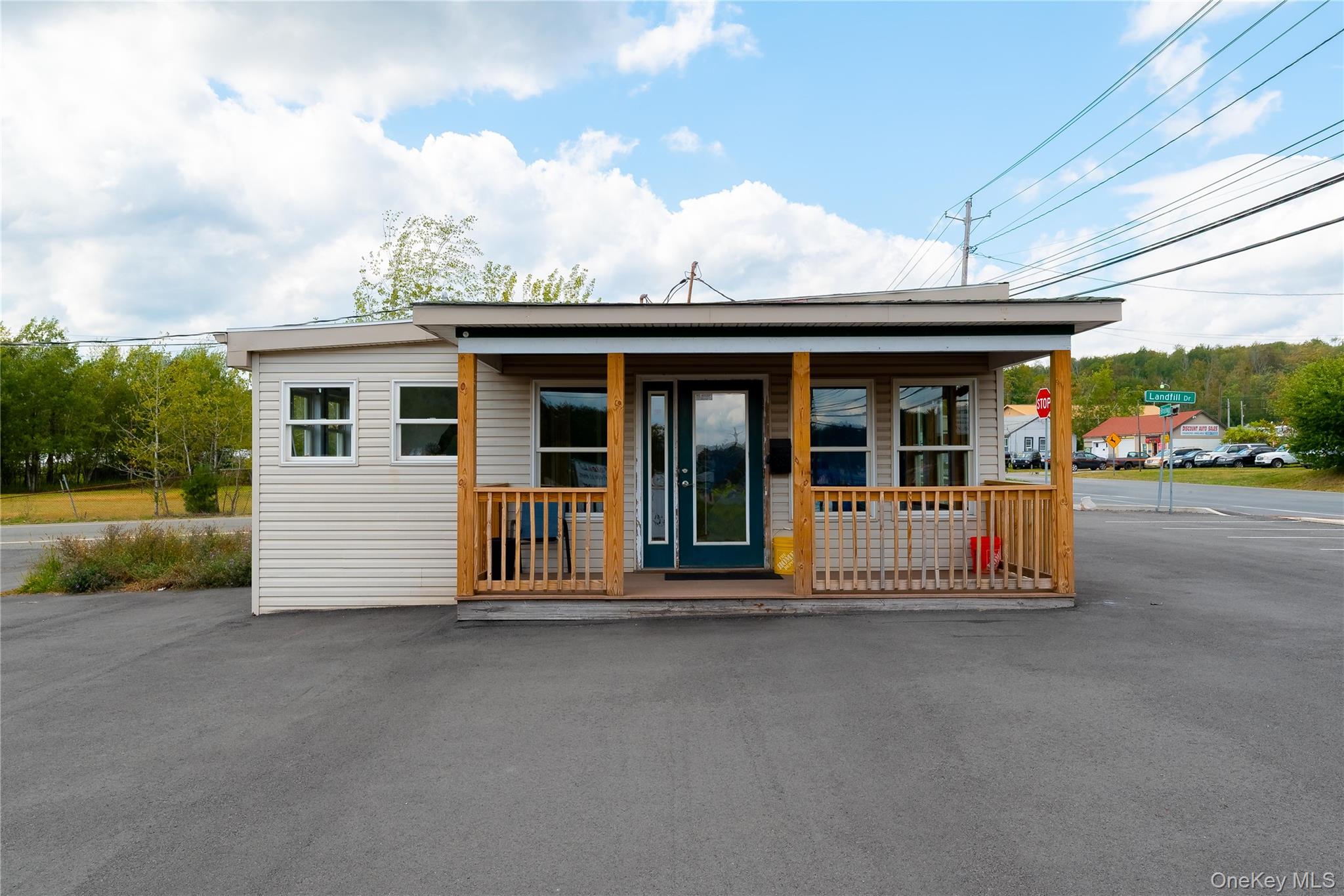 #1 photo, 191 E Broadway, Monticello , NY 12701