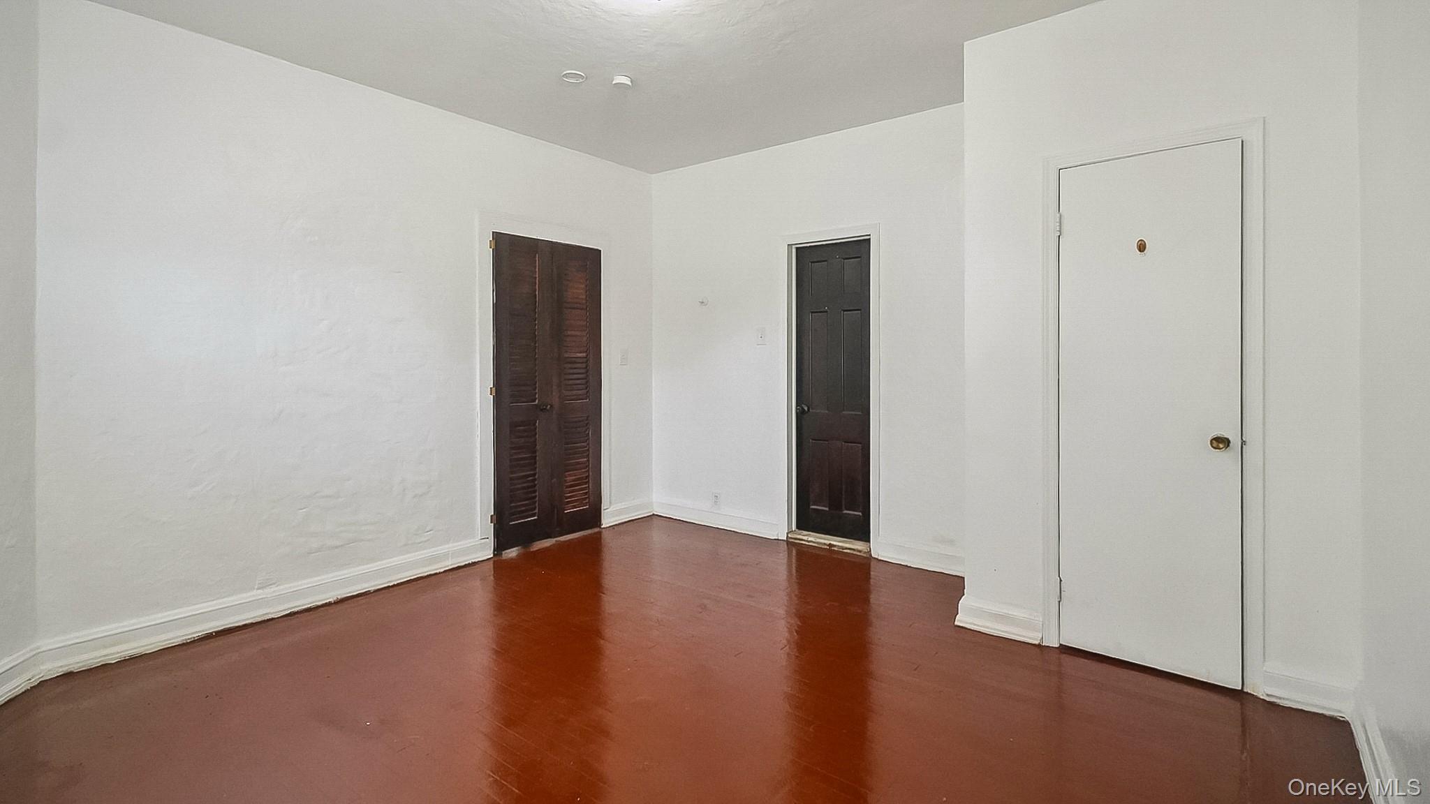 #9 photo, 252 S 10th Avenue, Mount Vernon , NY 10550