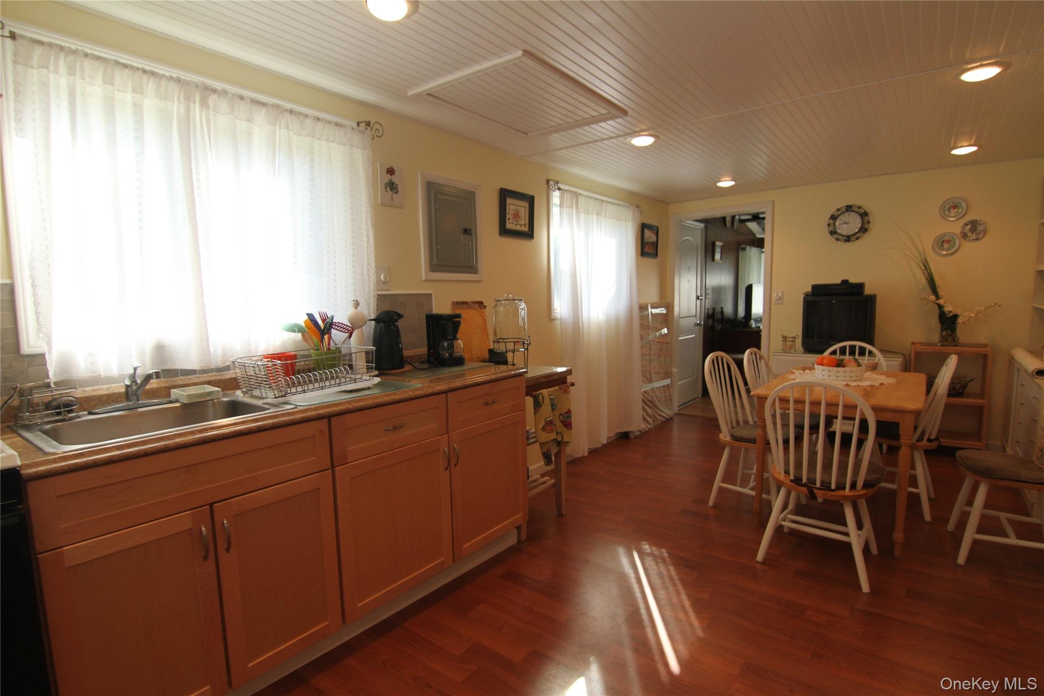 #14 photo, 35 GLANHOPE Road, Hopewell Junction , NY 12533