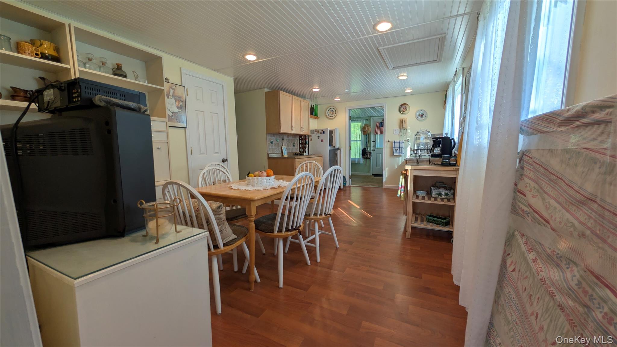 #16 photo, 35 GLANHOPE Road, Hopewell Junction , NY 12533