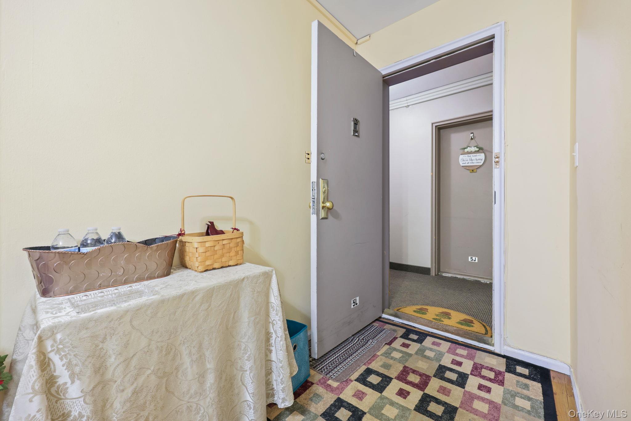 #5 photo, 30 E Hartsdale Avenue, Hartsdale , NY 10530