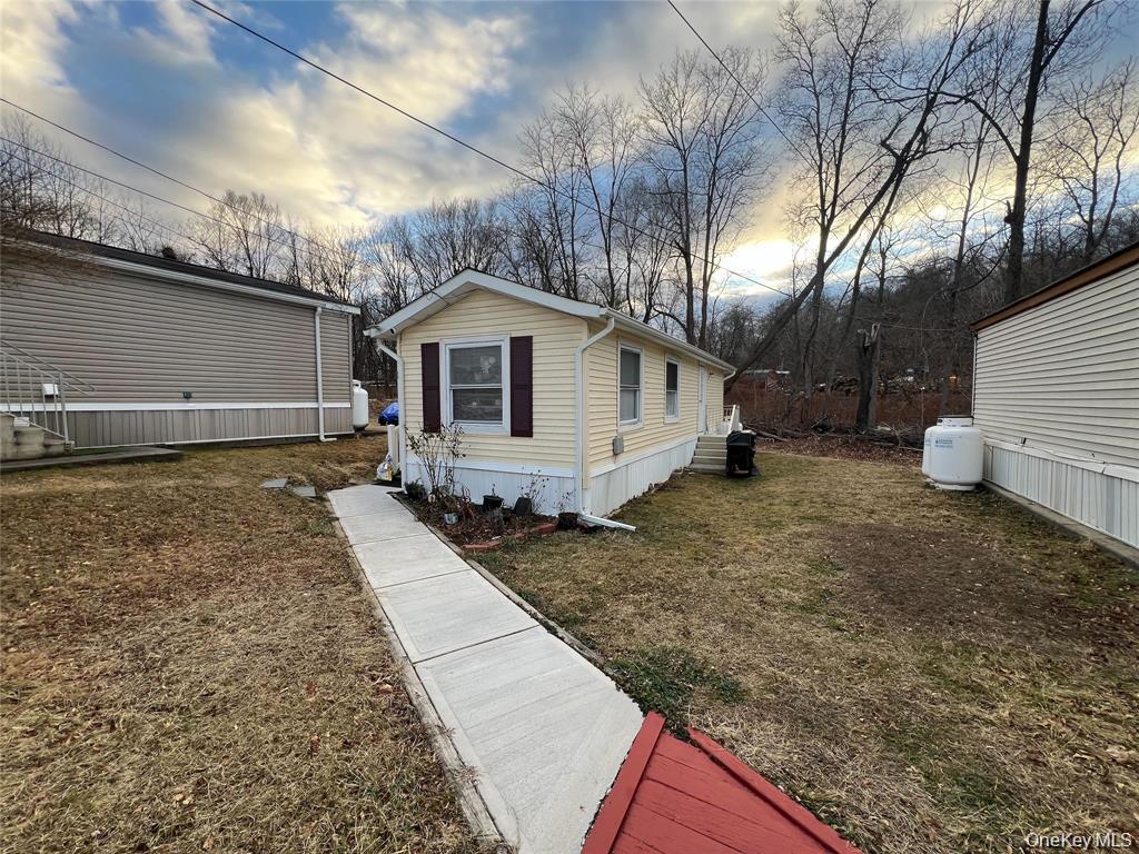 #1 photo, 2 Mazies Lane, New Windsor , NY 12553