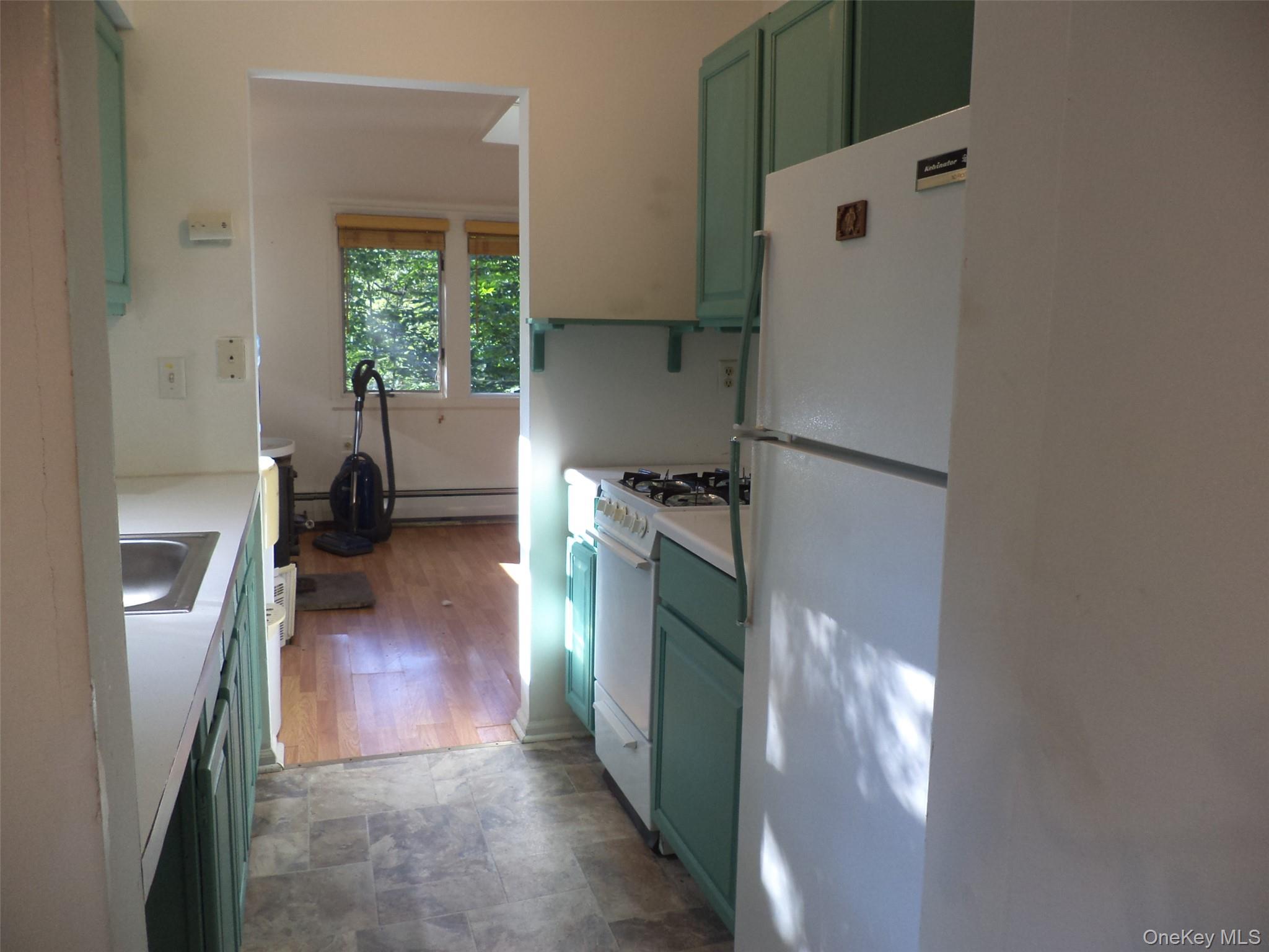 #3 photo, 20 Oakwood Trail, Monroe , NY 10950