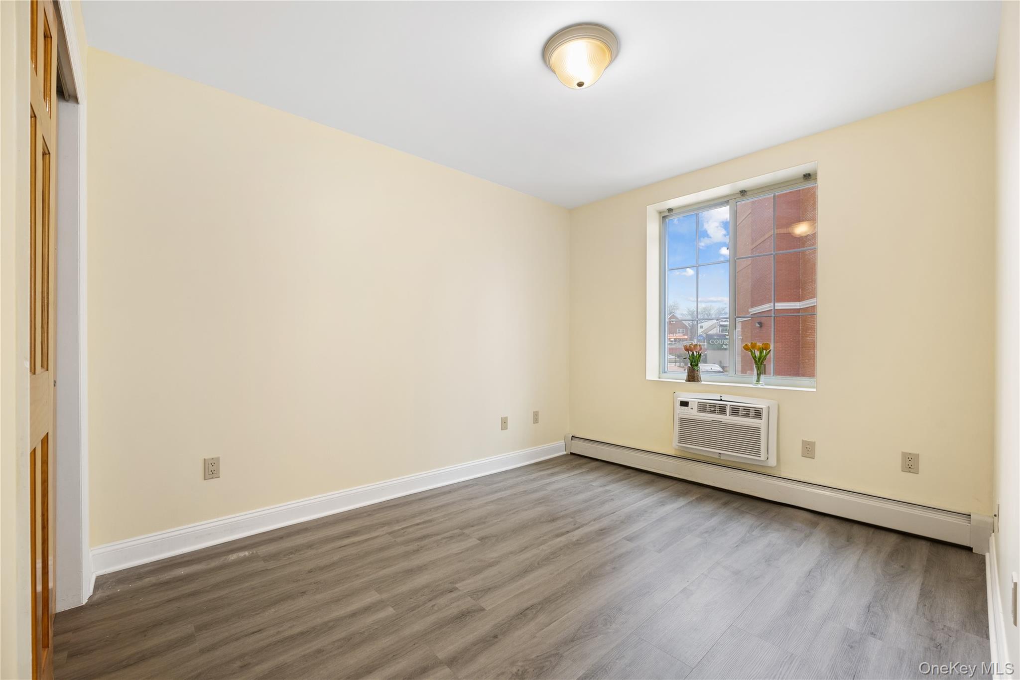 #11 photo, 183-26 Booth Memorial Avenue, Fresh Meadows , NY 11365