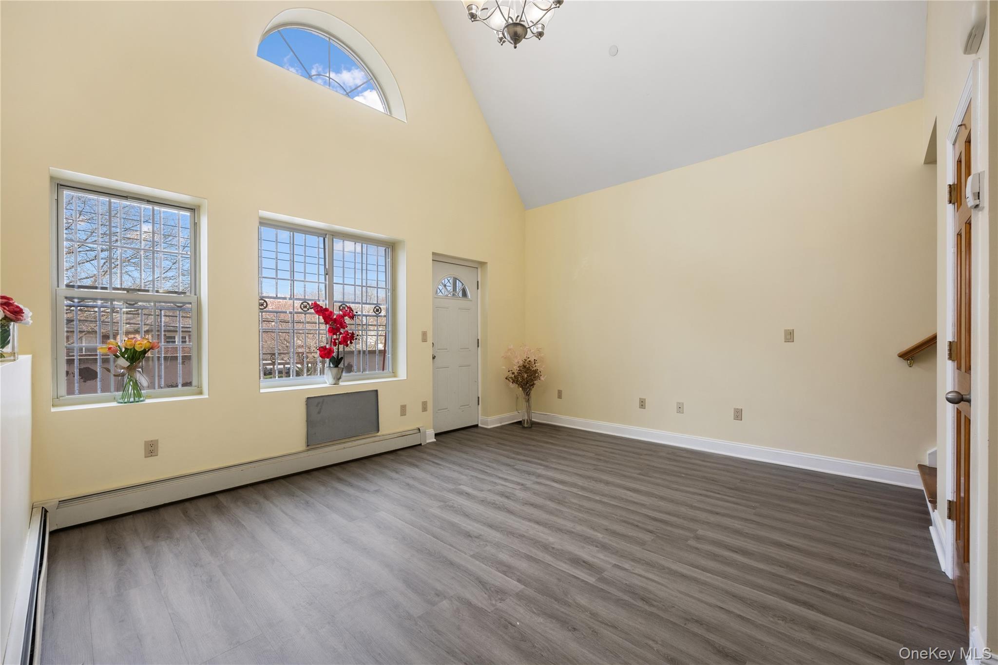 #3 photo, 183-26 Booth Memorial Avenue, Fresh Meadows , NY 11365