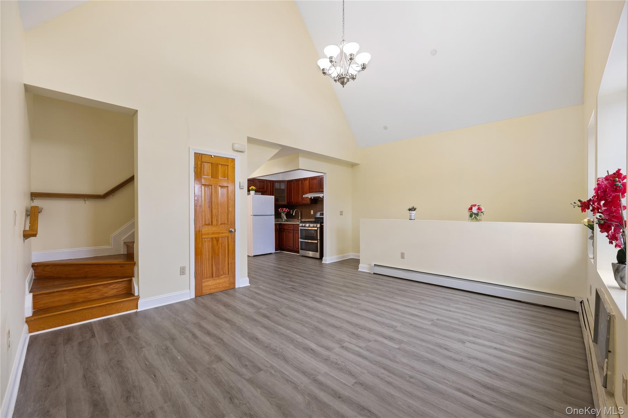 #6 photo, 183-26 Booth Memorial Avenue, Fresh Meadows , NY 11365