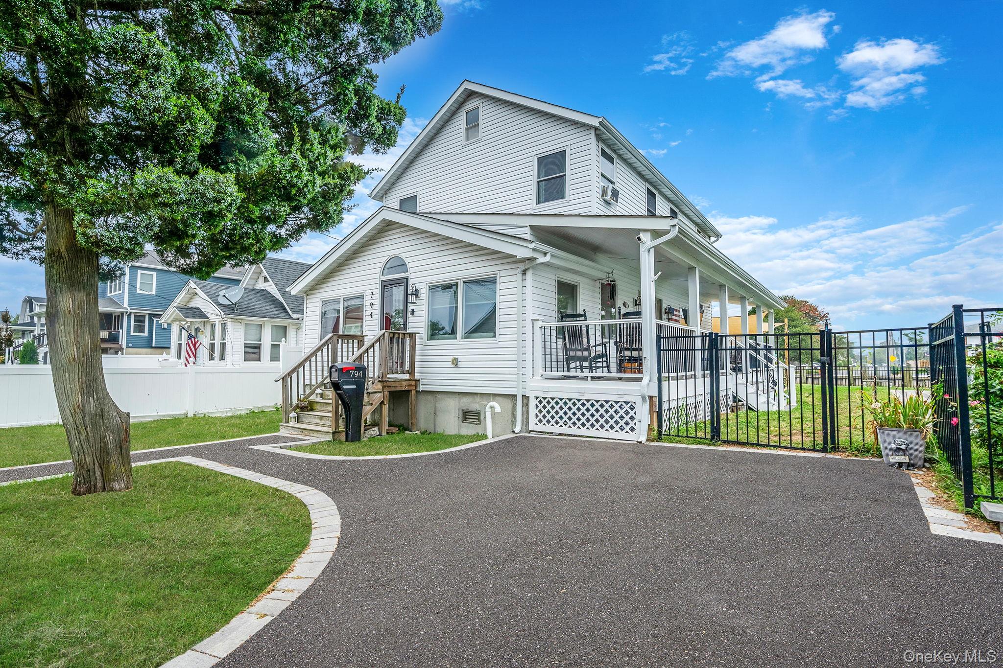 #3 photo, 794 Pecan Street, Lindenhurst , NY 11757