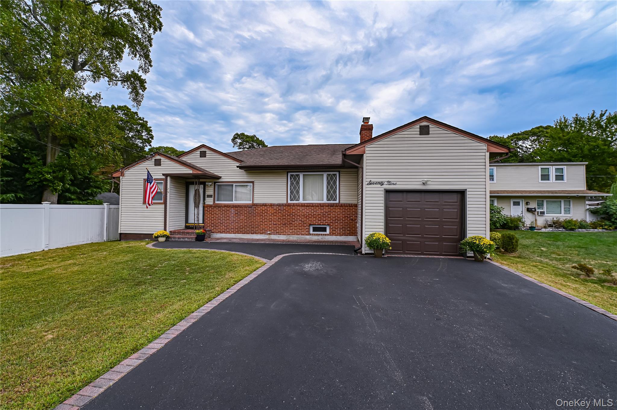 #1 photo, 79 Woodrow Parkway, Babylon , NY 11702