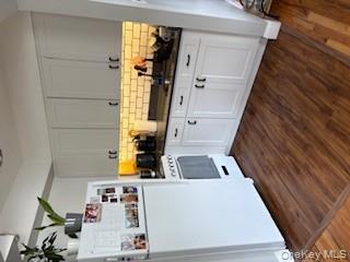 #15 photo, 22167 Braddock Avenue, Queens Village , NY 11427