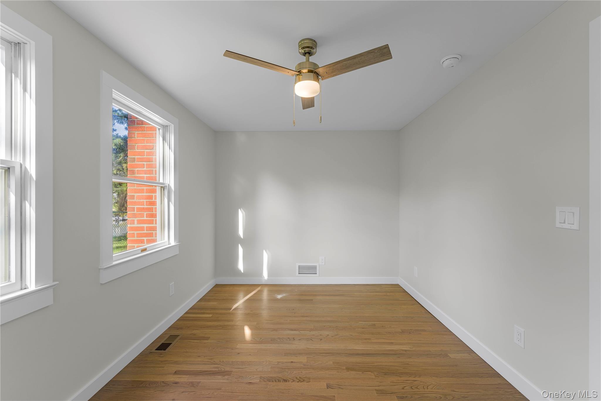 #18 photo, 2435 Cedar Lane, サフォーク郡 East Marion , NY 11939