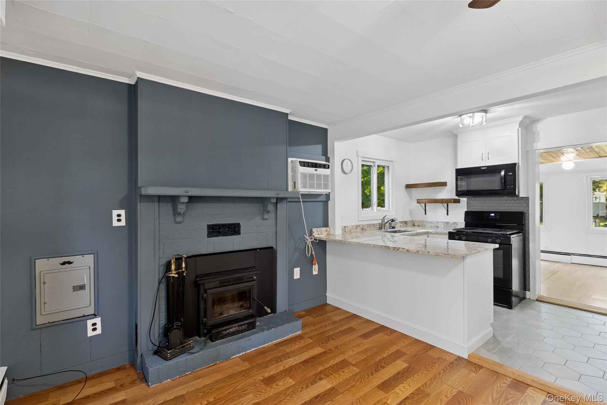 #7 photo, 44 S Swezeytown Road, Middle Island , NY 11953