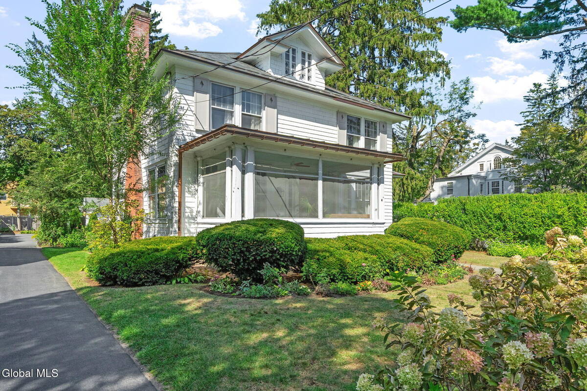 #79 photo, 39 5th Avenue, Saratoga Springs , NY 12866