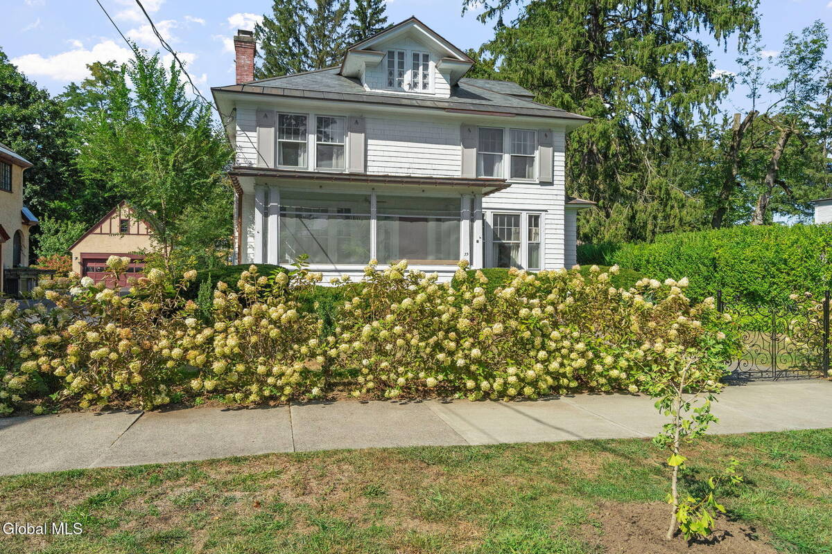 #80 photo, 39 5th Avenue, Saratoga Springs , NY 12866