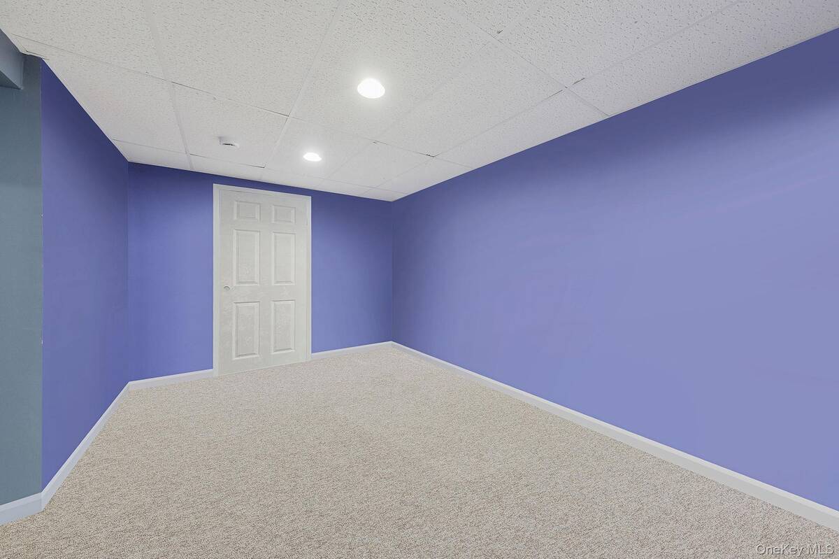 #20 photo, 5 Bridal Path, サフォーク郡 Center Moriches , NY 11934