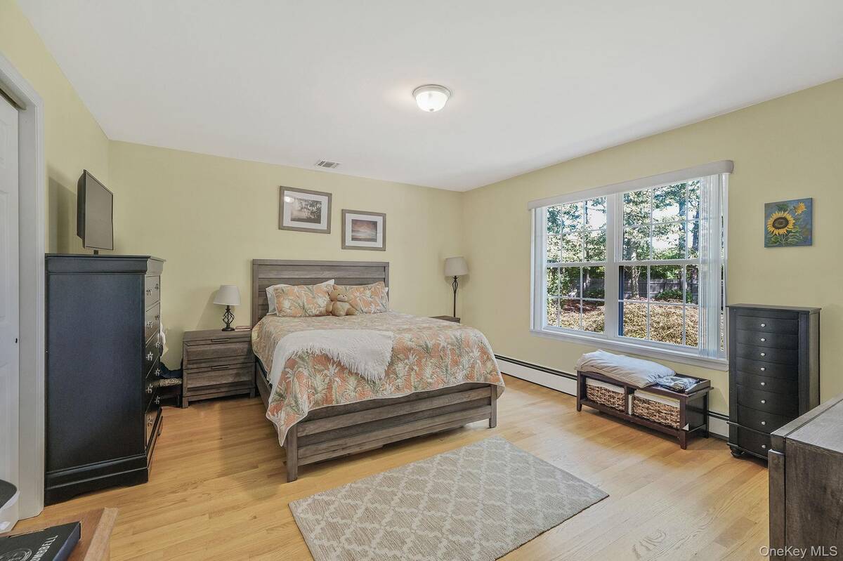 #35 photo, 5 Bridal Path, サフォーク郡 Center Moriches , NY 11934