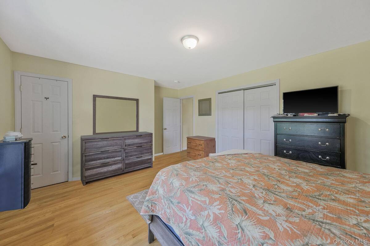 #36 photo, 5 Bridal Path, サフォーク郡 Center Moriches , NY 11934