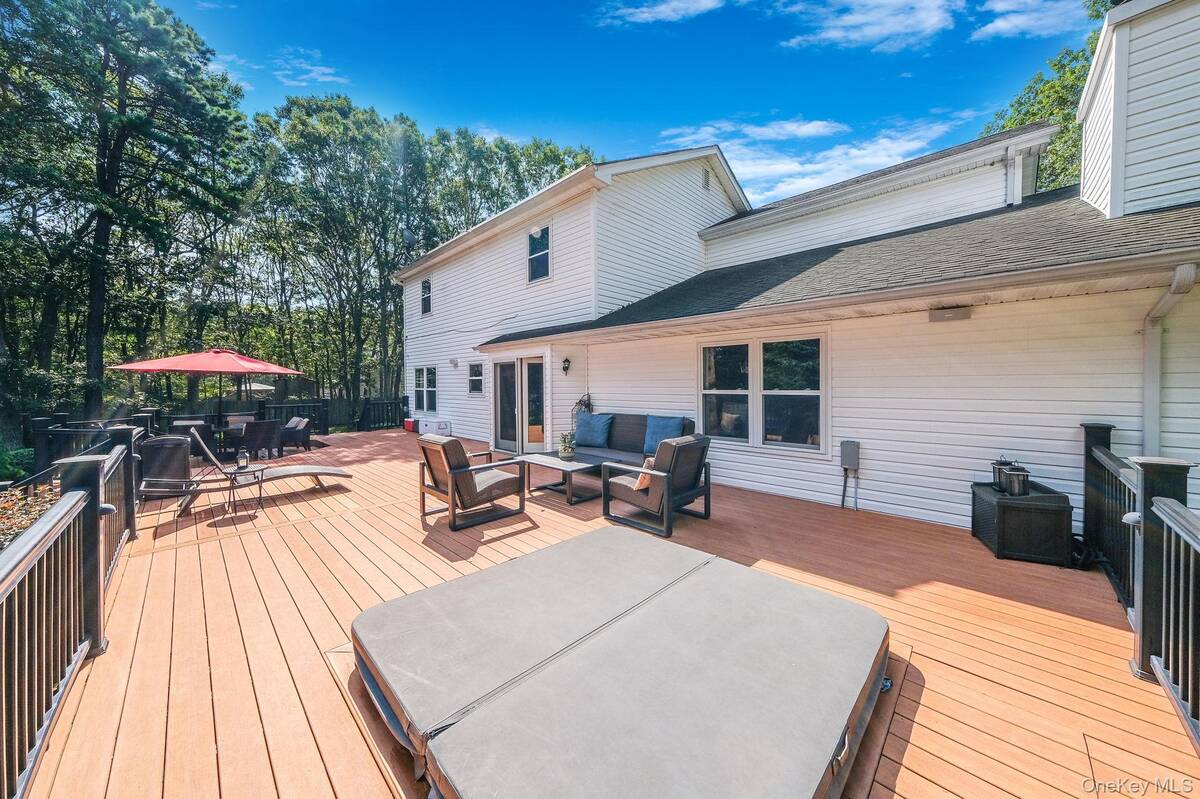 #41 photo, 5 Bridal Path, サフォーク郡 Center Moriches , NY 11934