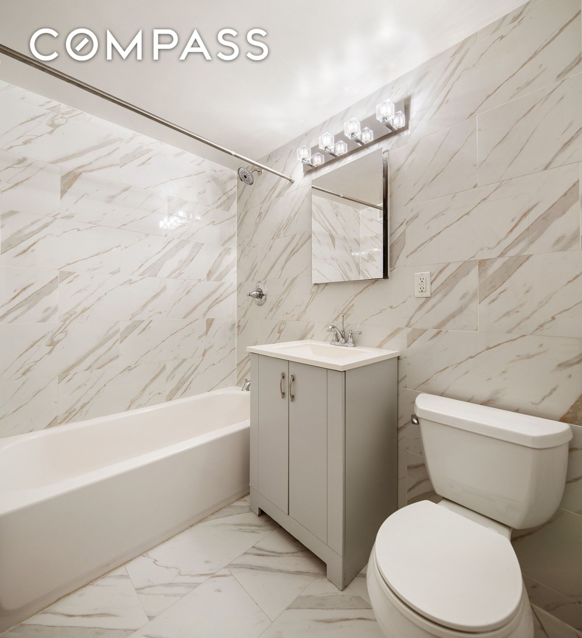 #6 photo, 11 5th Avenue, Greenwich Village , NY 10003