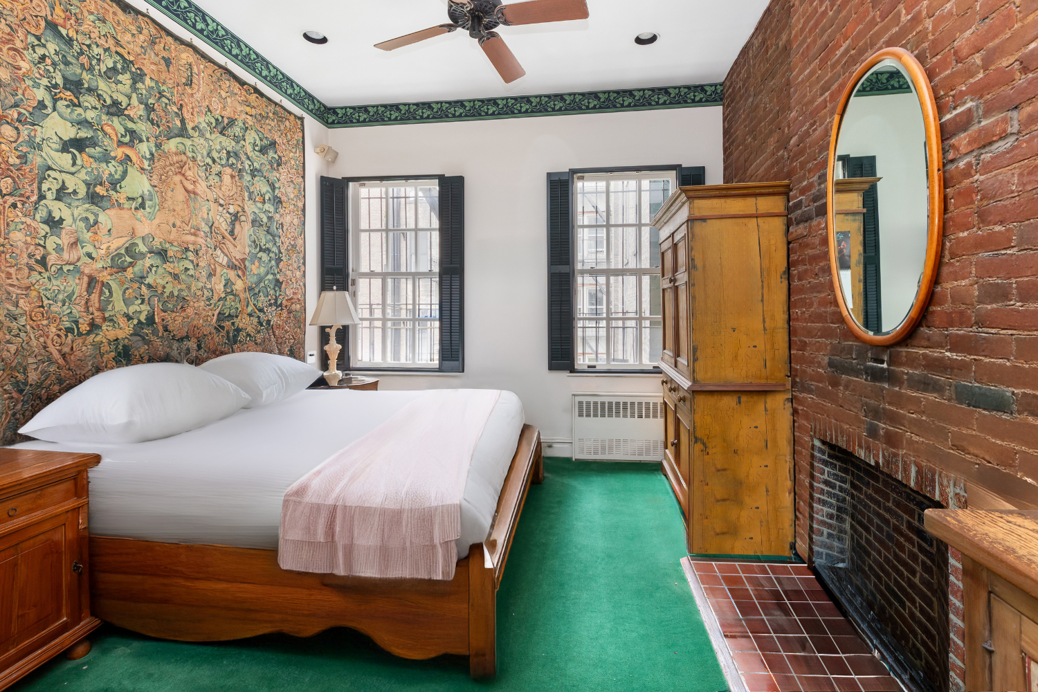 #13 photo, 68 W 11th Street, Greenwich Village , NY 10011