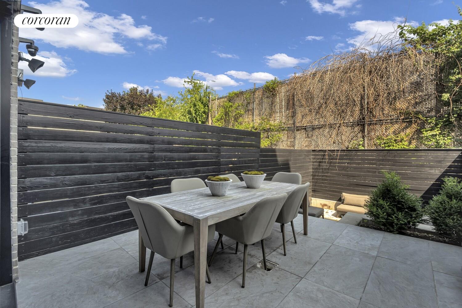 #21 photo, 57 SUMMIT Street, ブルックリン区 Columbia St Waterfr , NY 11231