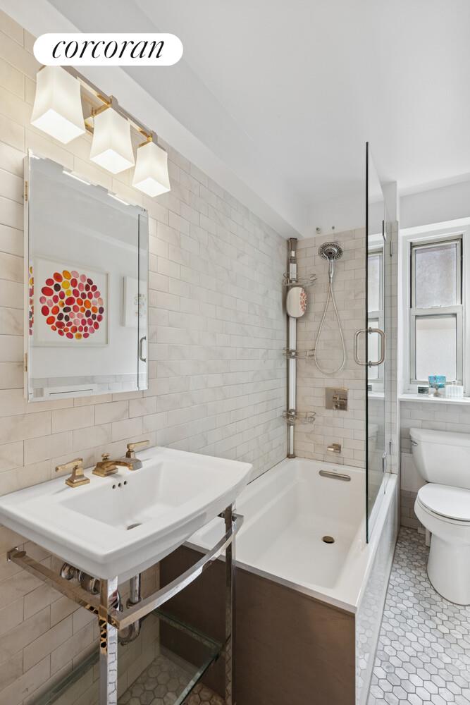 #6 photo, 414 E 52ND Street, マンハッタン Beekman , NY 10022