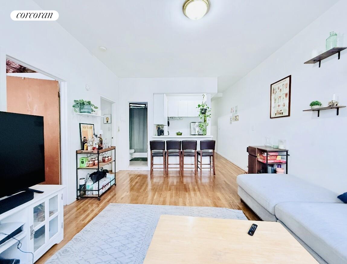 #2 photo, New York City, Turtle Bay , NY 10022