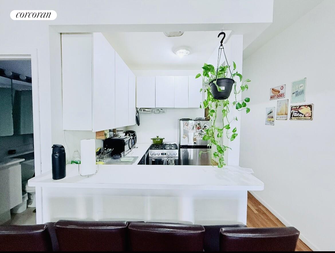 #3 photo, New York City, Turtle Bay , NY 10022