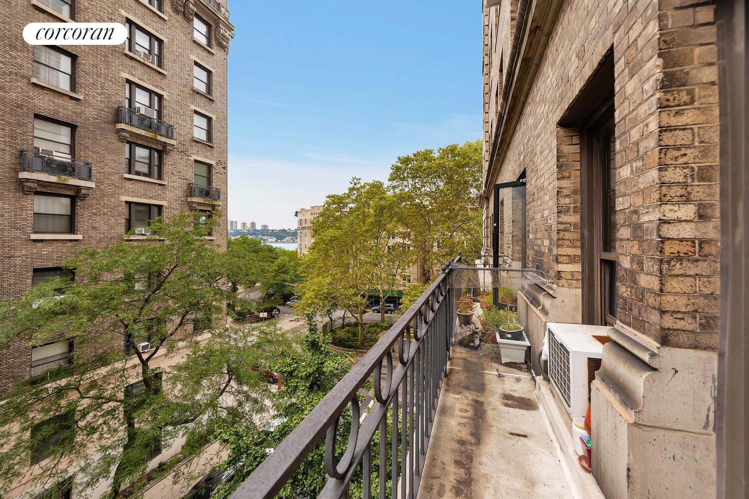 #7 photo, 790 RIVERSIDE Drive, Washington Heights , NY 10032