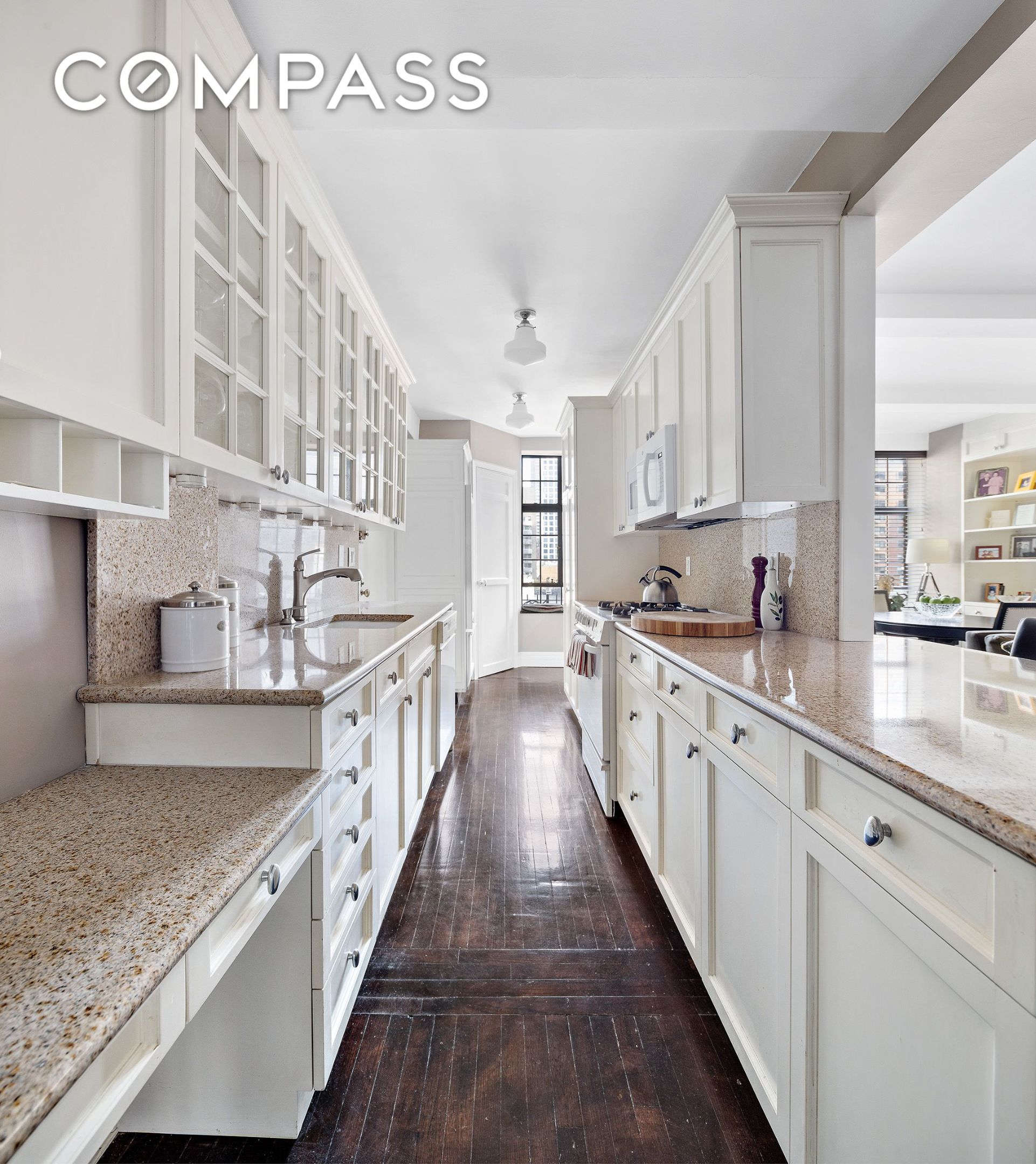 #6 photo, 230 E 50th Street, マンハッタン Midtown East , NY 10022