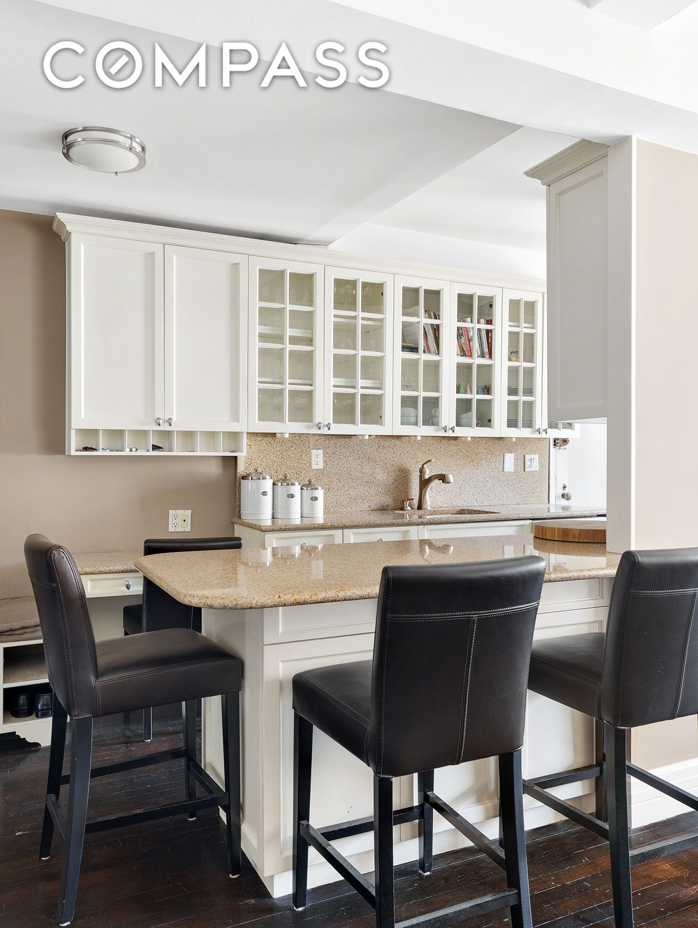 #9 photo, 230 E 50th Street, マンハッタン Midtown East , NY 10022