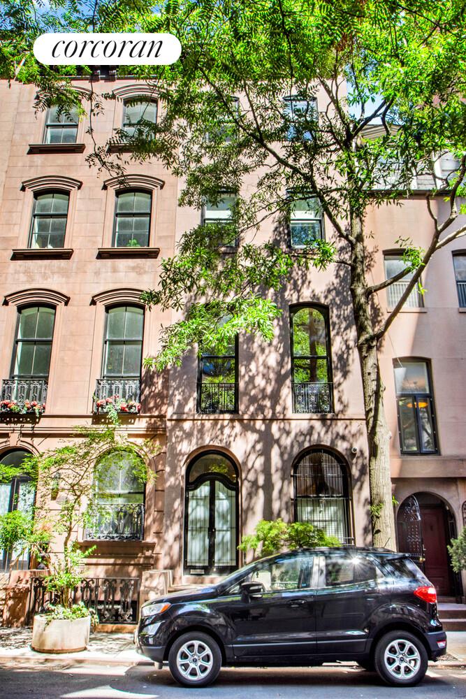 #4 photo, 113 E 19TH Street, Gramercy Park , NY 10003