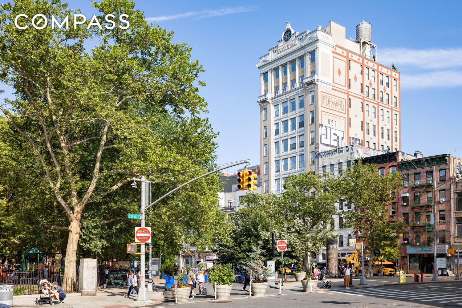 #12 photo, 175 E Broadway, Two Bridges , NY 10002