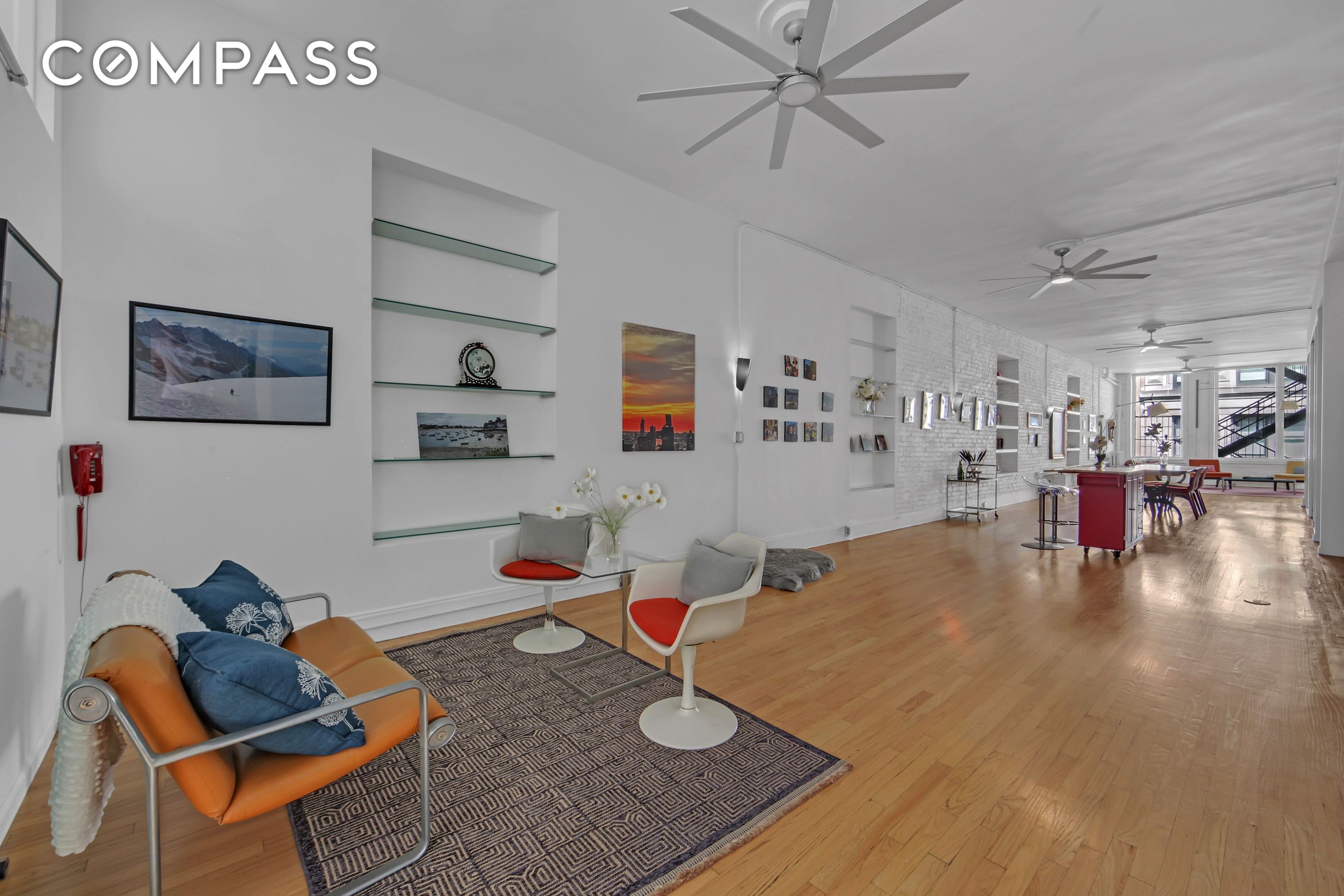 #13 photo, 56 E 11th Street, Greenwich Village , NY 10003