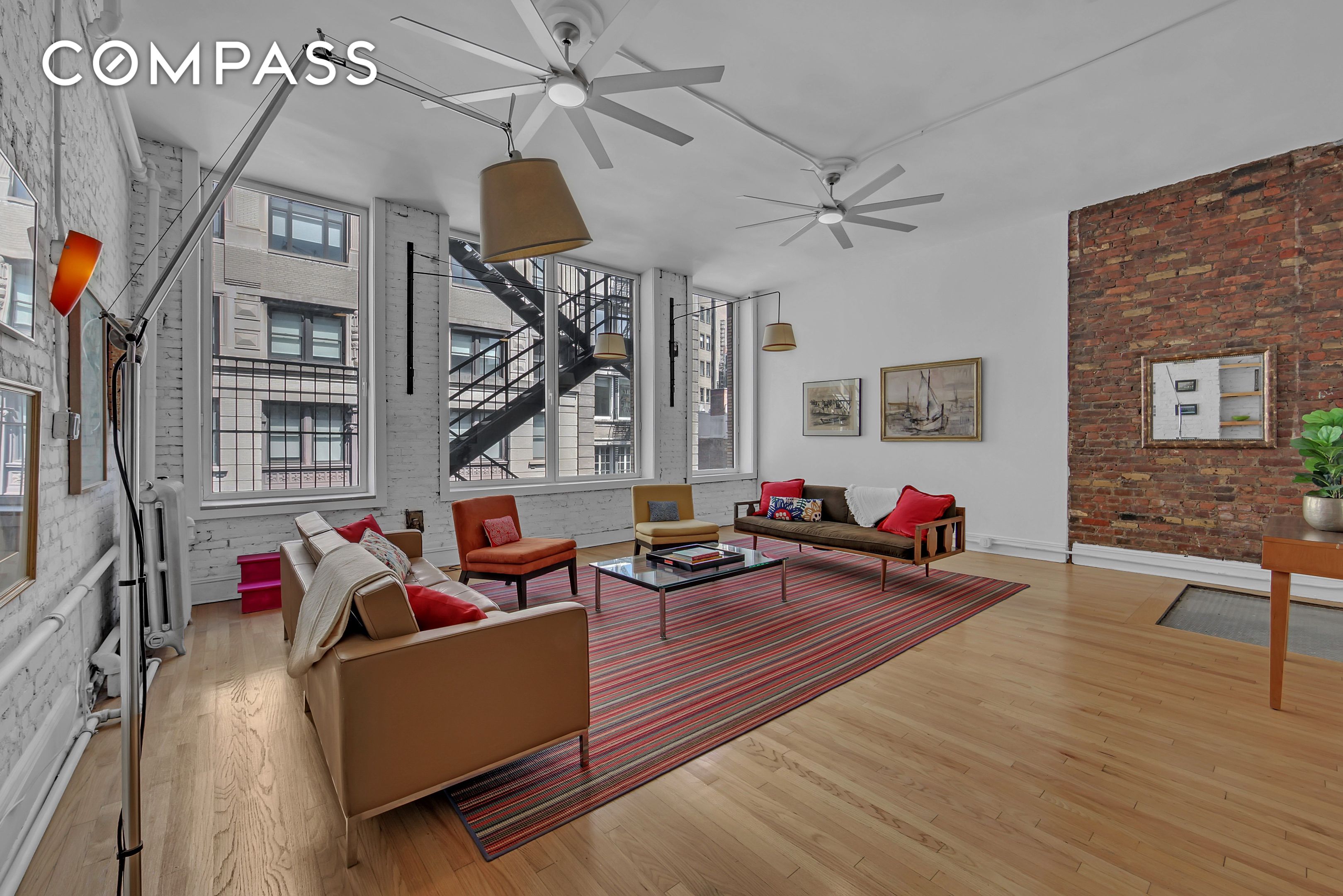 #6 photo, 56 E 11th Street, Greenwich Village , NY 10003