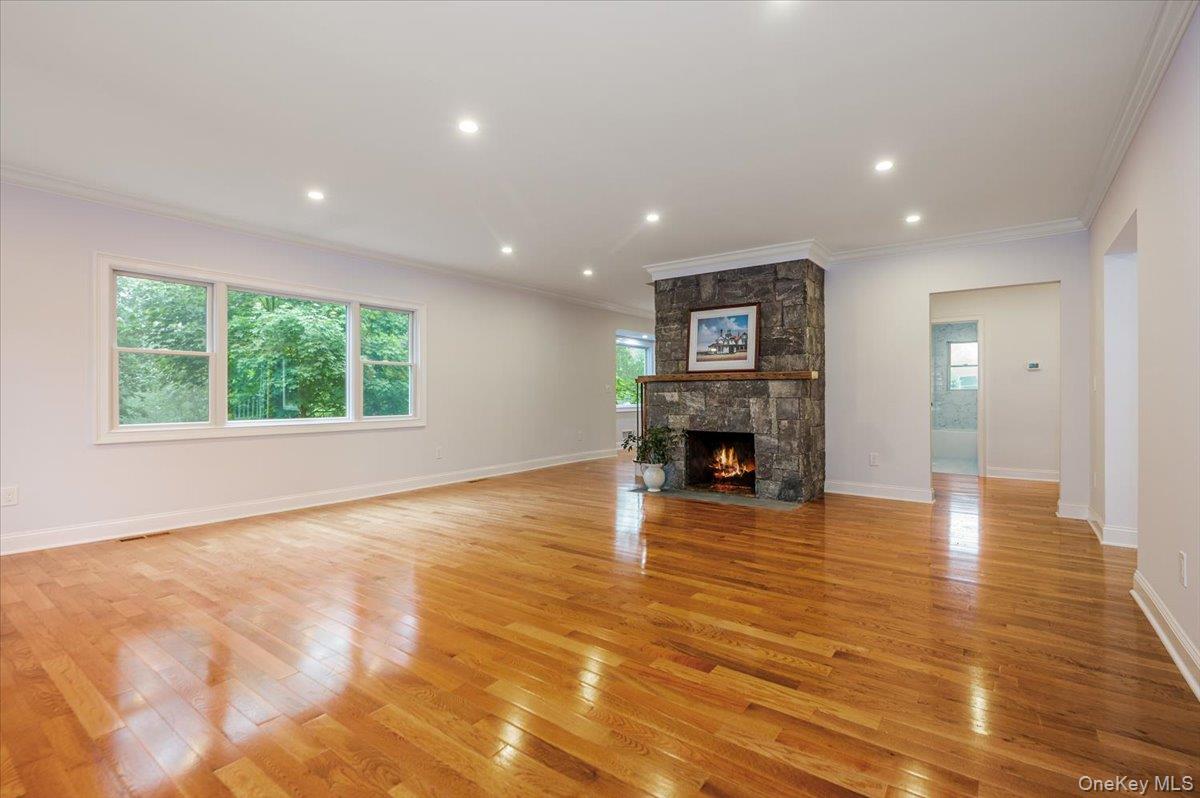 #9 photo, 35 Summit Drive, Mahopac , NY 10541