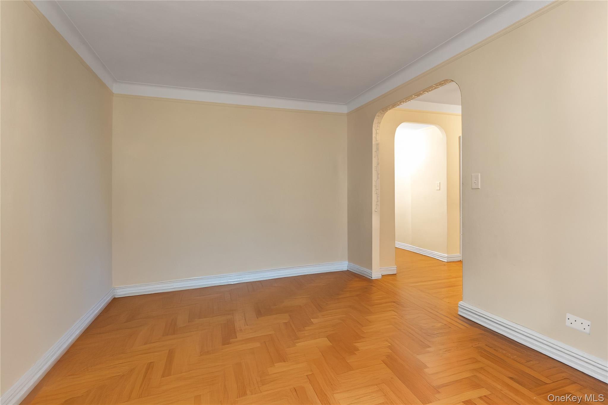 #6 photo, 79-01 35th Avenue, クイーンズ区 Jackson Heights , NY 11372