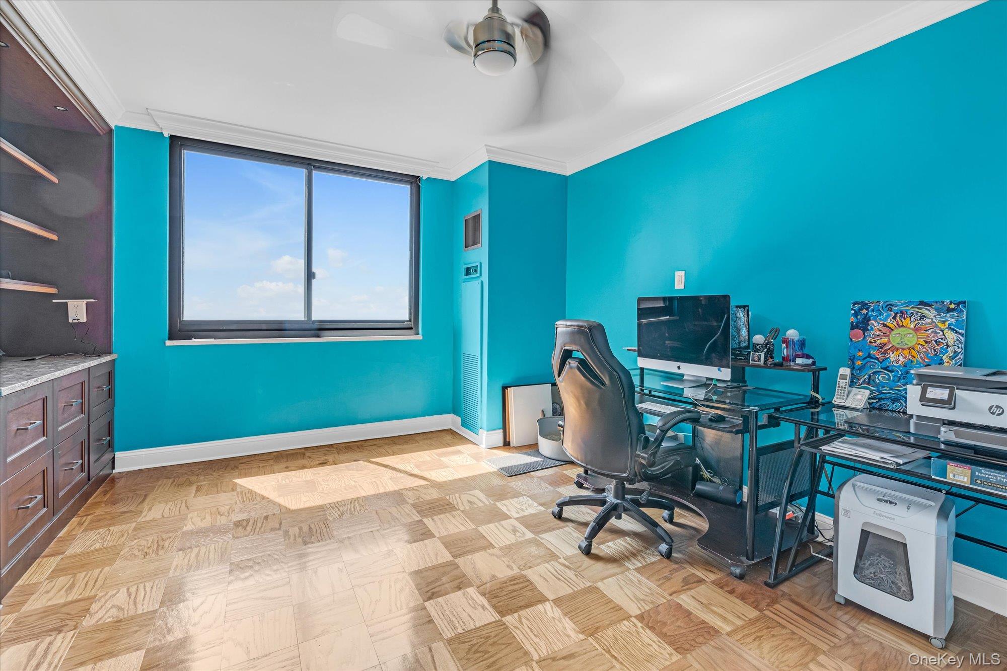 #14 photo, 269-10 Grand Central Parkway, クイーンズ区 Floral Park , NY 11005