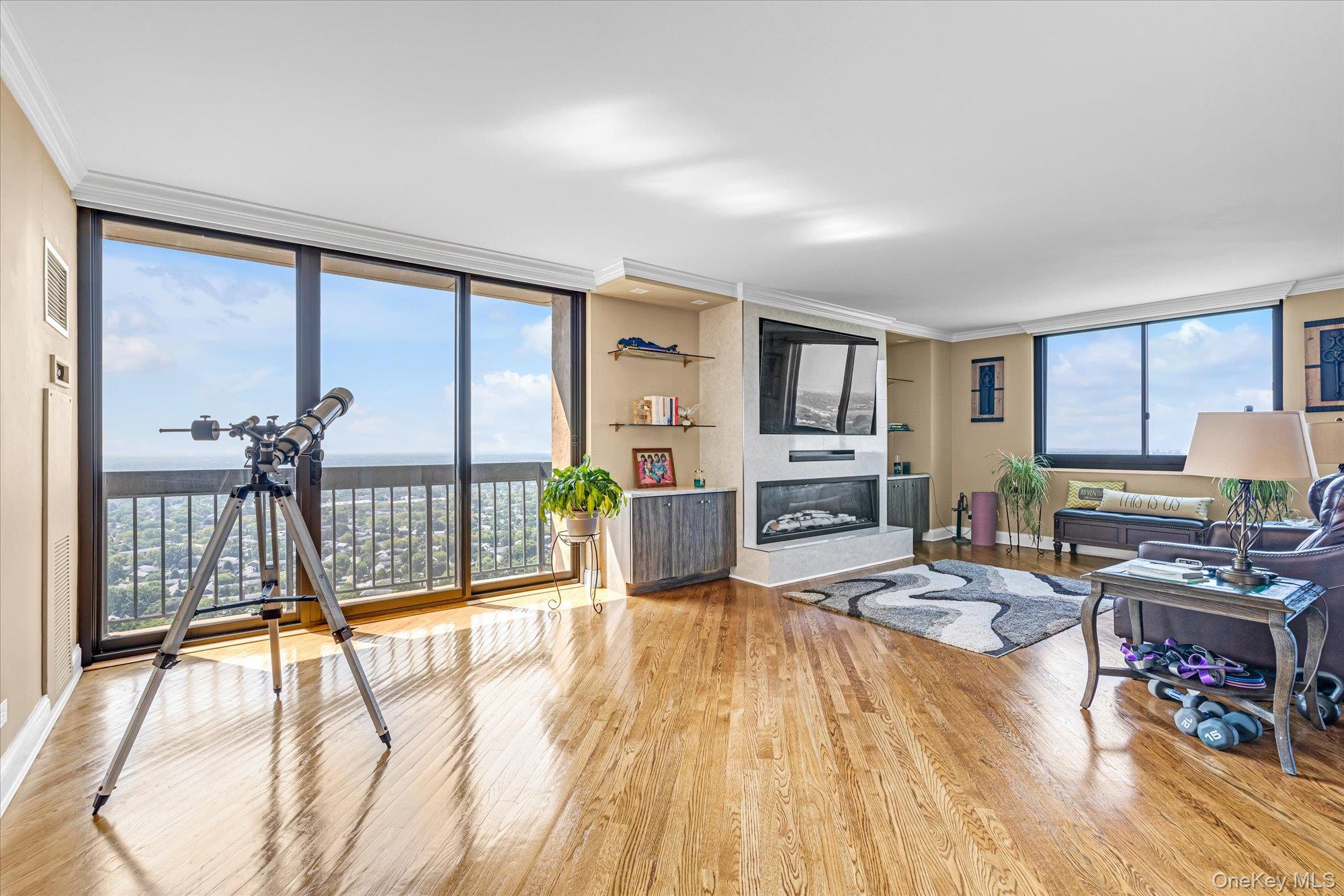 #4 photo, 269-10 Grand Central Parkway, クイーンズ区 Floral Park , NY 11005