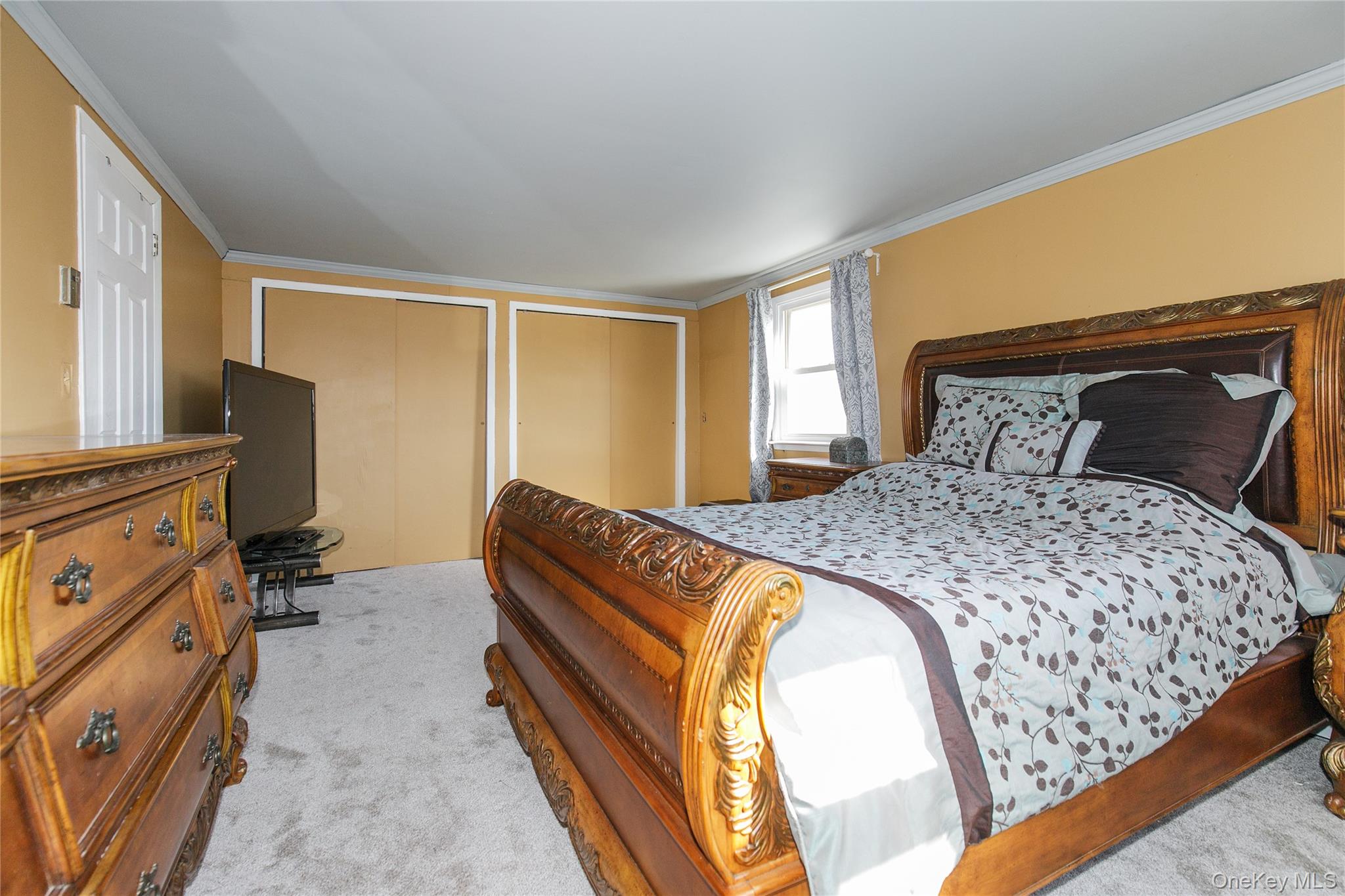 #14 photo, 35 Lowland Road, Levittown , NY 11756