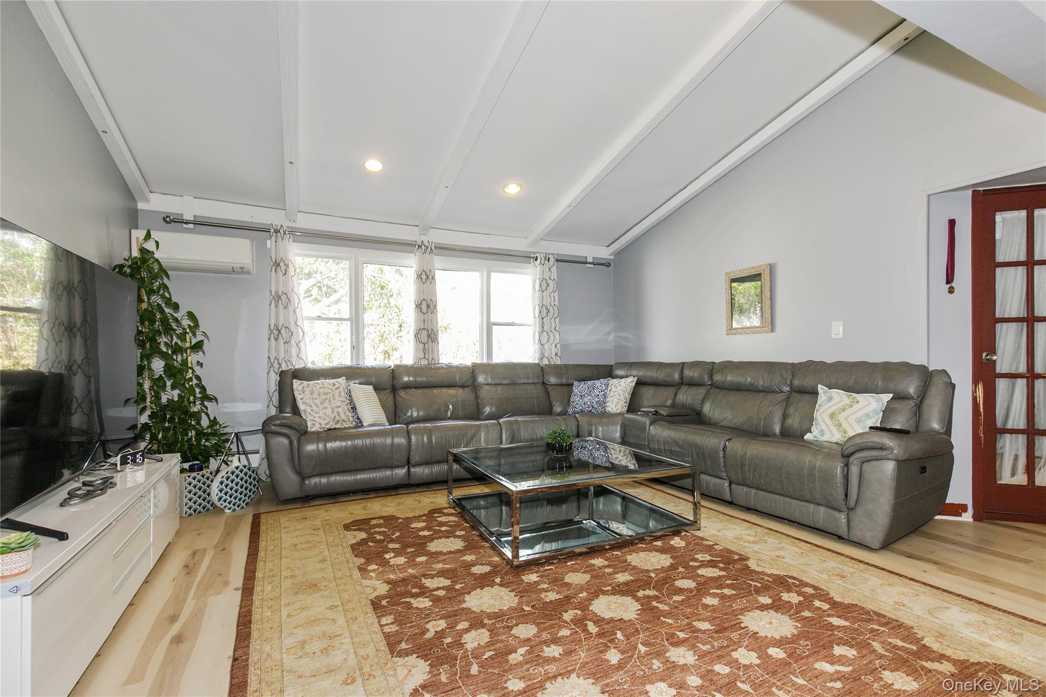 #5 photo, 35 Lowland Road, Levittown , NY 11756