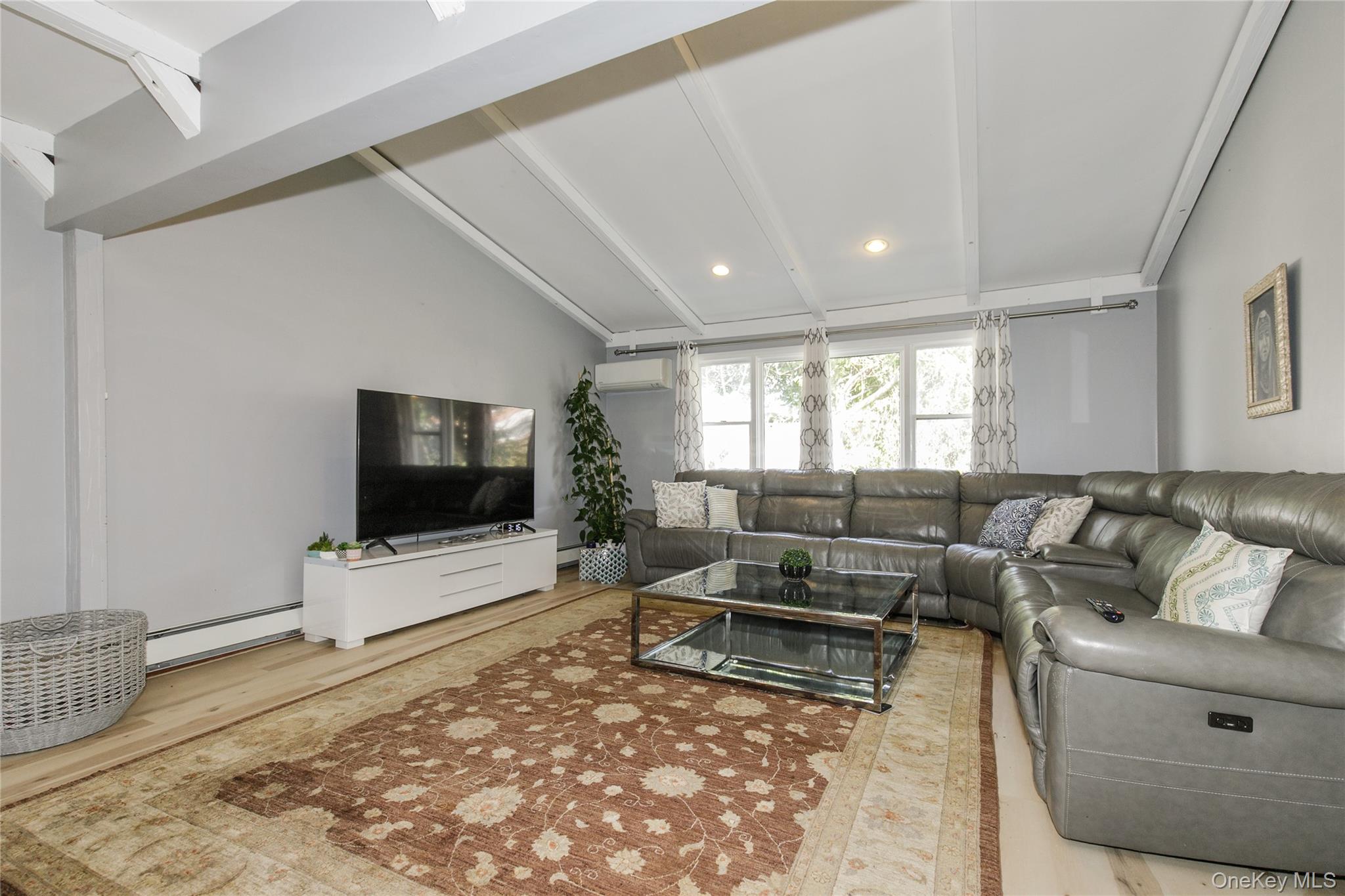 #6 photo, 35 Lowland Road, Levittown , NY 11756