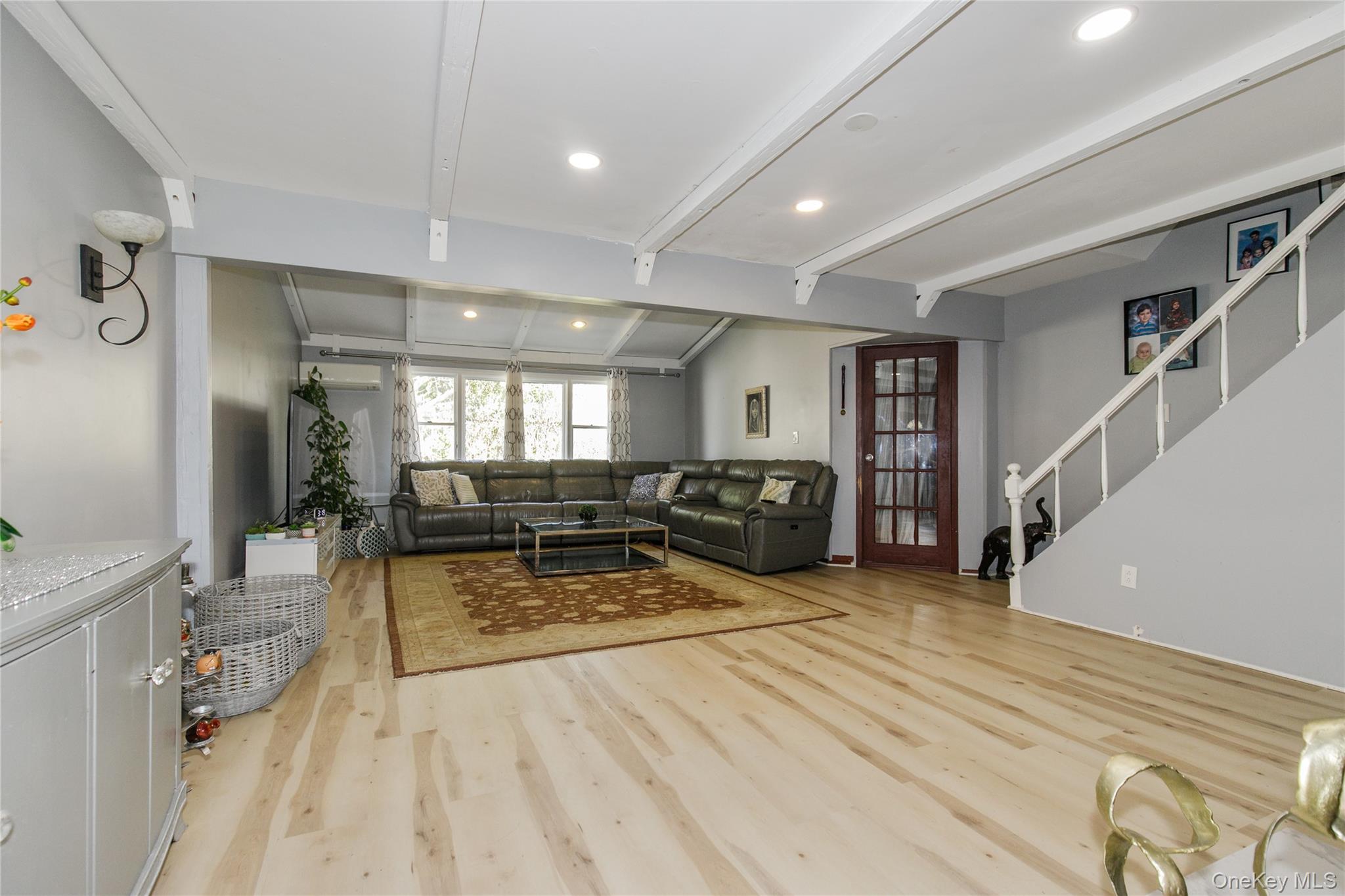 #9 photo, 35 Lowland Road, Levittown , NY 11756