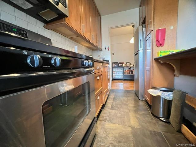 #10 photo, 81-05 35 Avenue, クイーンズ区 Jackson Heights , NY 11372