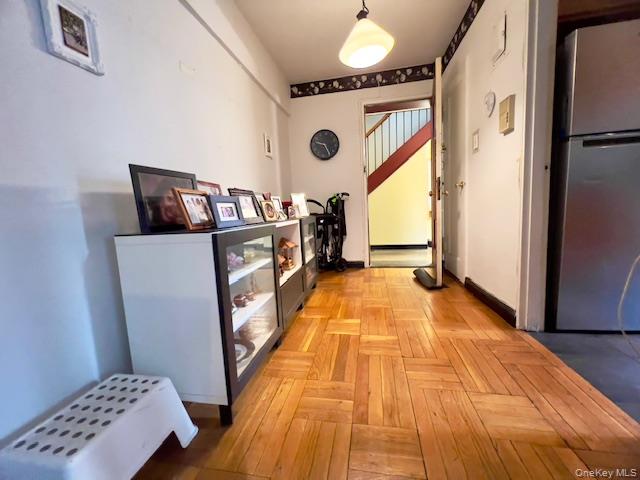 #20 photo, 81-05 35 Avenue, クイーンズ区 Jackson Heights , NY 11372