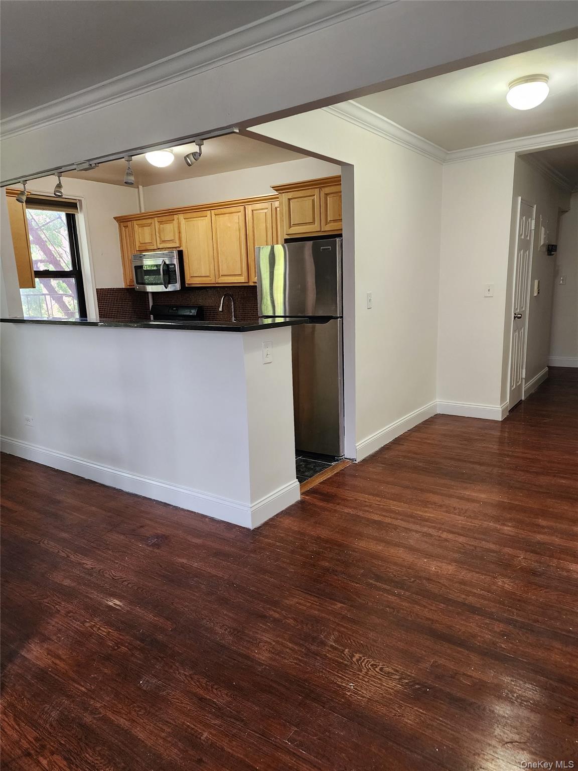 #2 photo, 150-11 72 Road, Kew Garden Hills , NY 11367